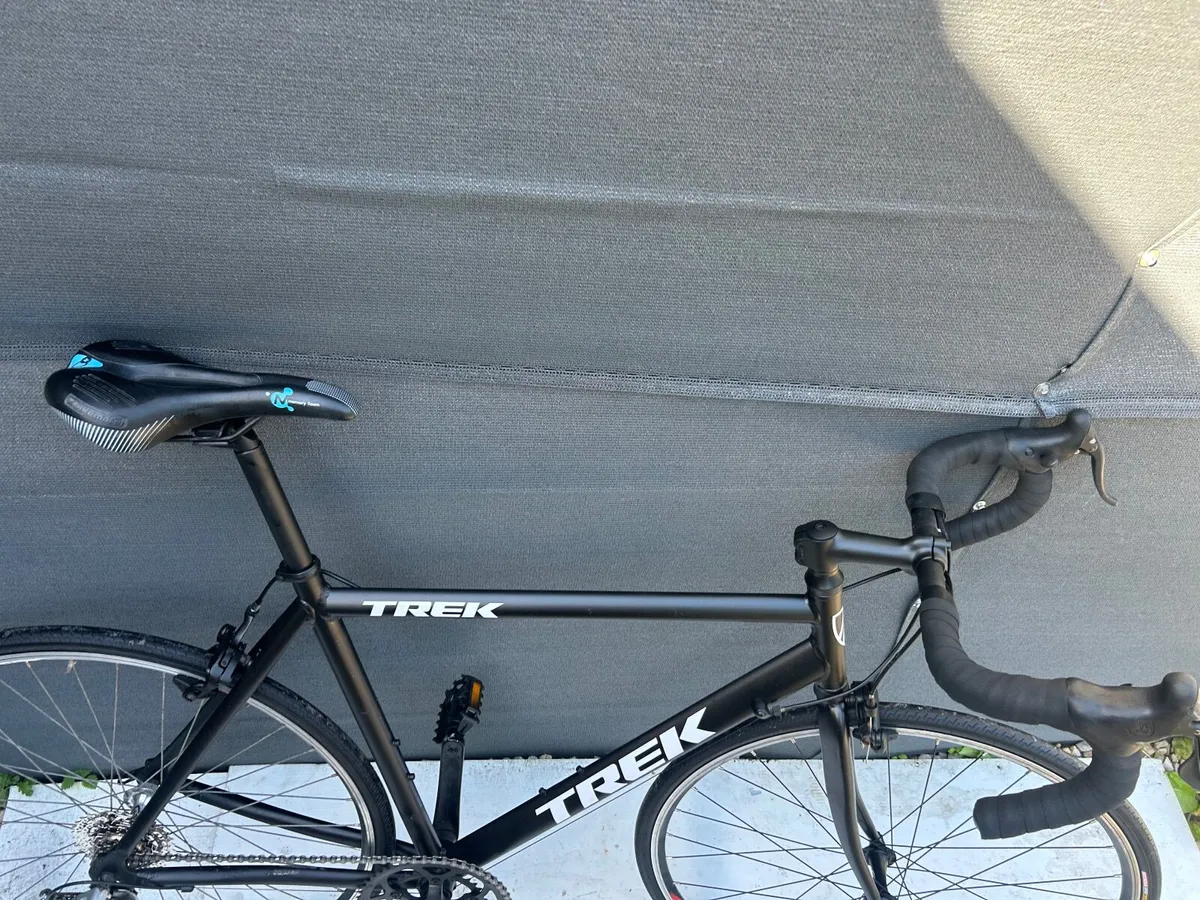 Trek road bike (replica )❗️Open 7 days ❗️ - Image 4