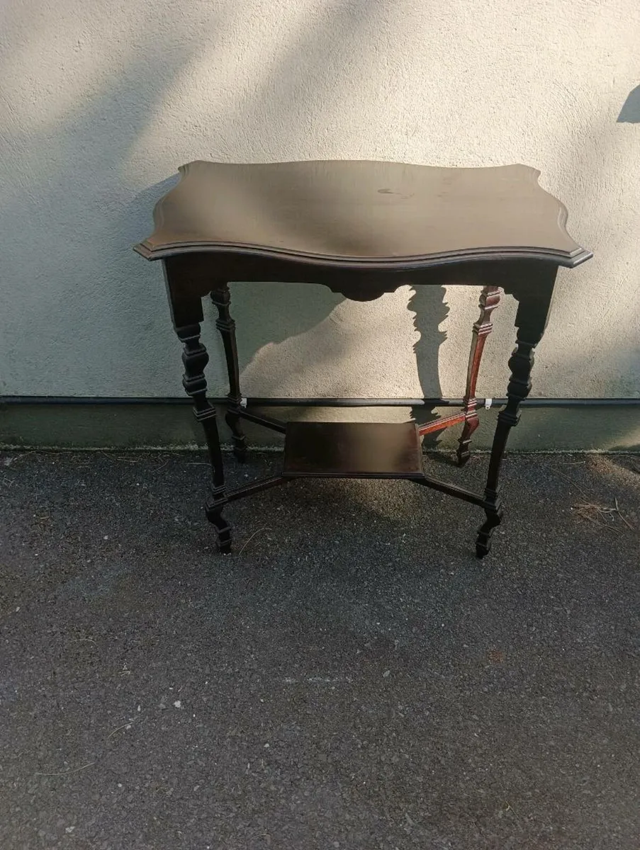 Beautiful table good condition - Image 1