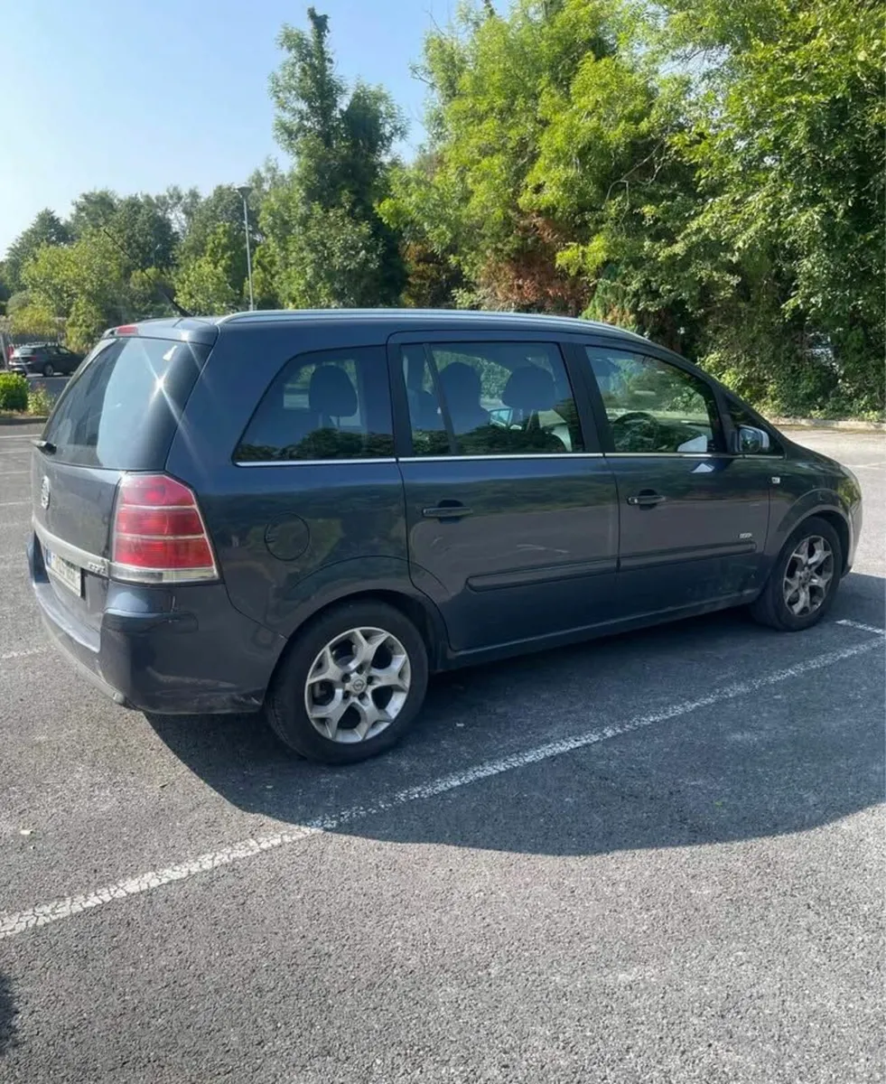 2011 Opel Zafira 1.6D, New NCT 07/26 - Image 1