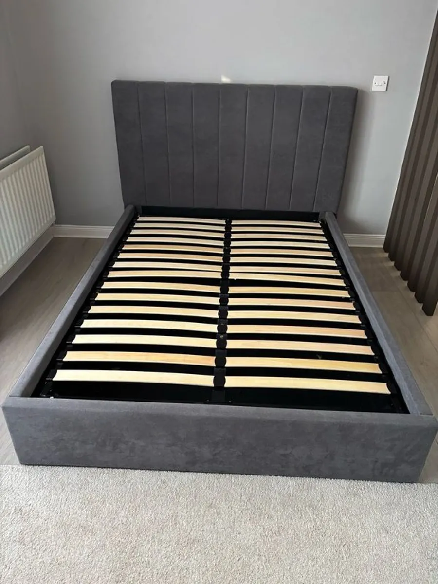 Double bed frame with storage space - Image 1