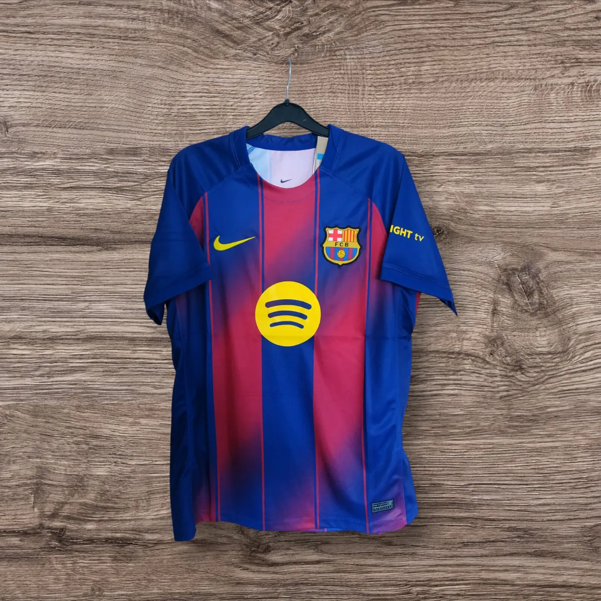 New BARCELONA 25/26 YERSEY , SIZE : Medium . - Image 1