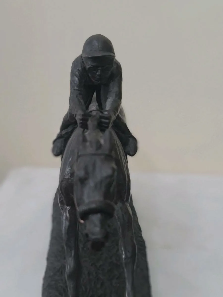 Genesis horse and jockey bronze sculpture - Image 3