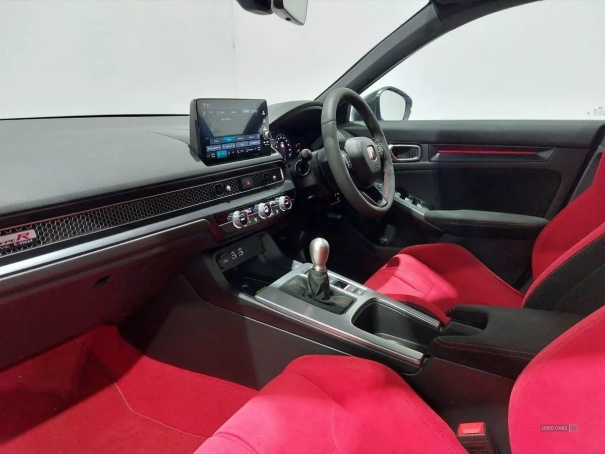 Honda Civic 2.0 Vtec Turbo Type R 5dr - Image 2