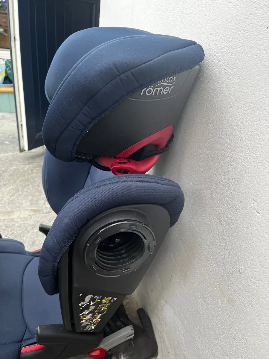 Child  Car seat - Image 3