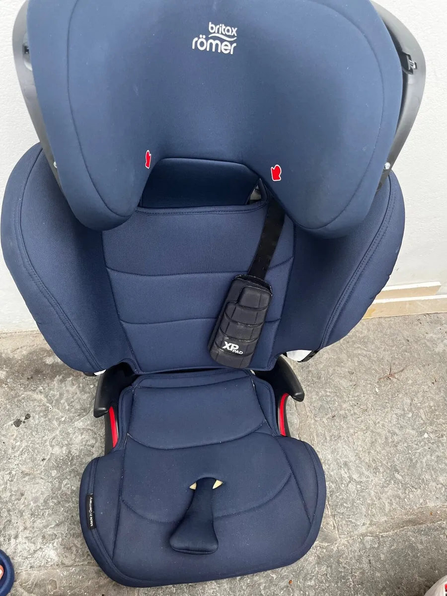 Child  Car seat - Image 4