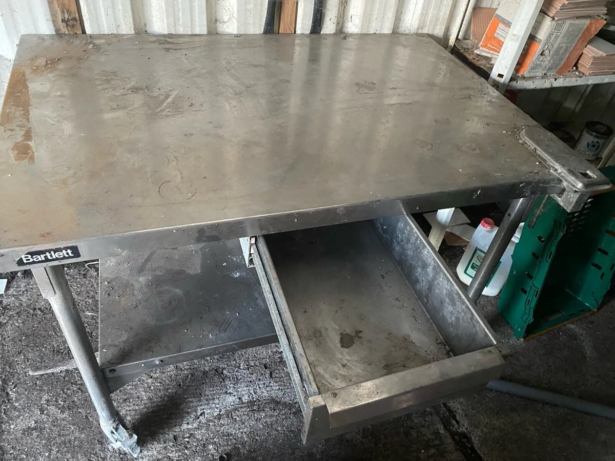 Stainless steel catering garage workbench - Image 1