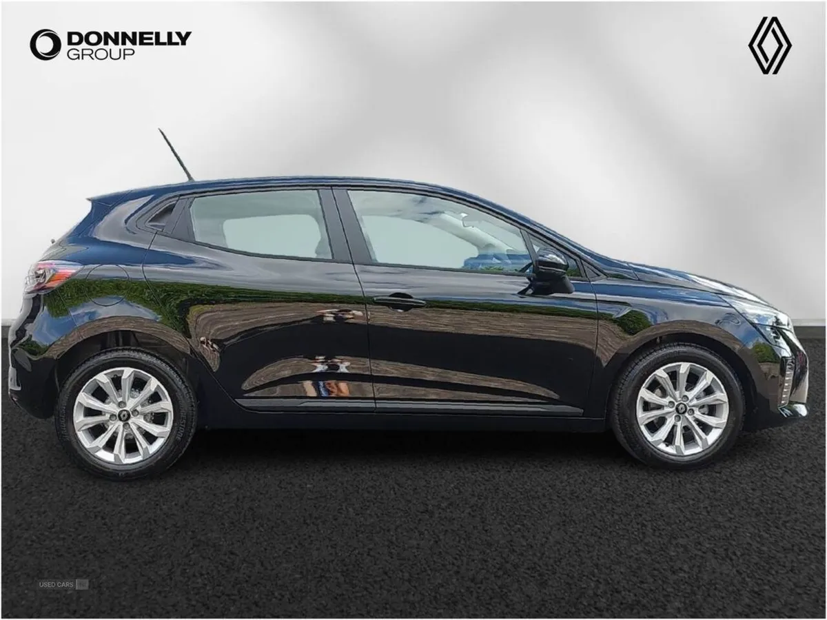 Renault Clio 1.0 TCe 90 Evolution 5dr - Image 3