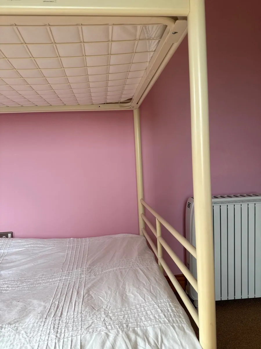 Bunk Bed - Two singles - Image 4