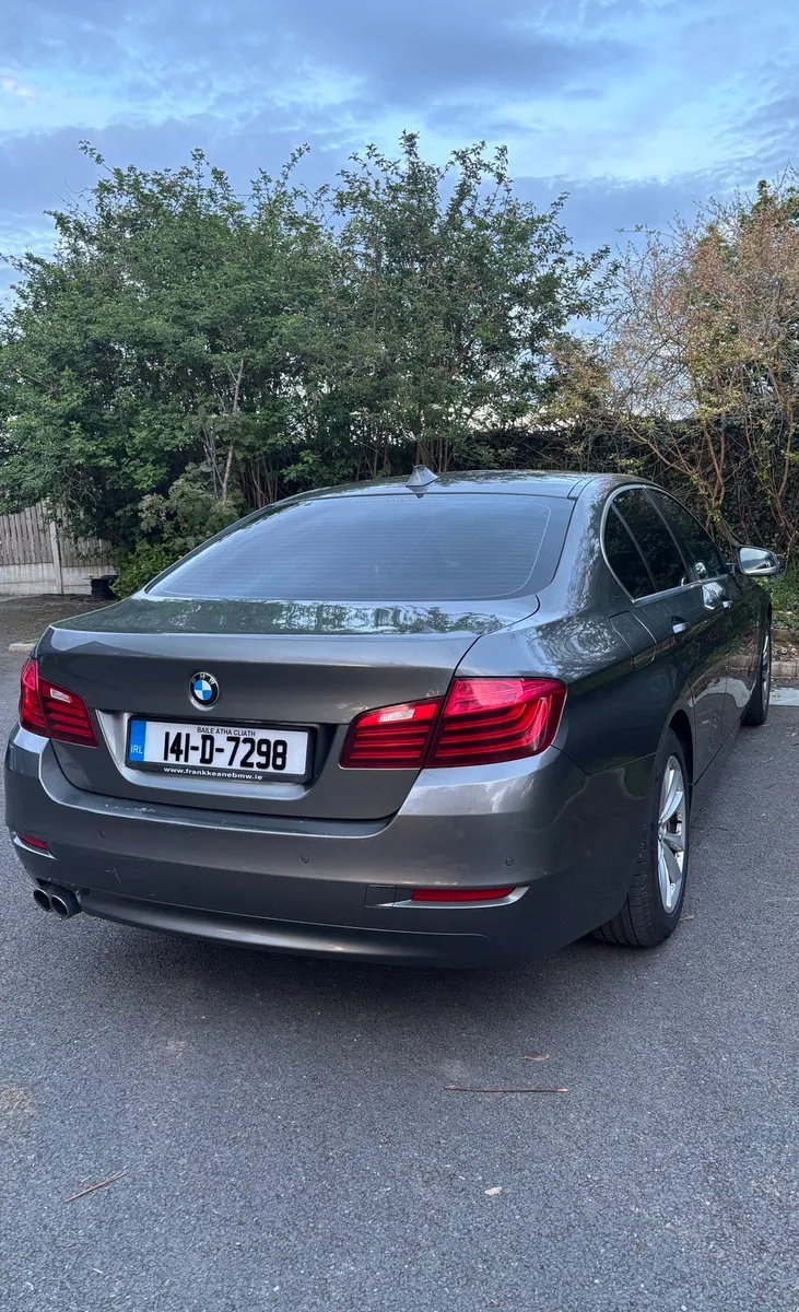5 Series BMW - Image 3