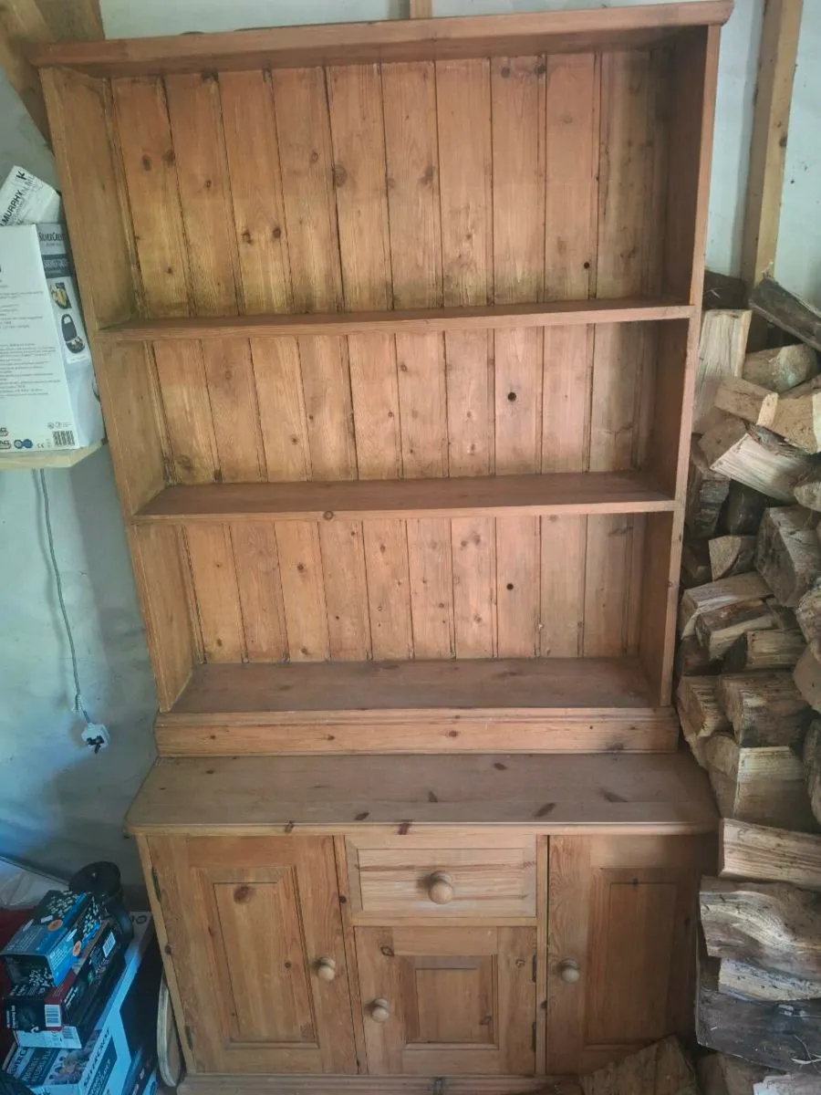 Kitchen dresser - Image 1