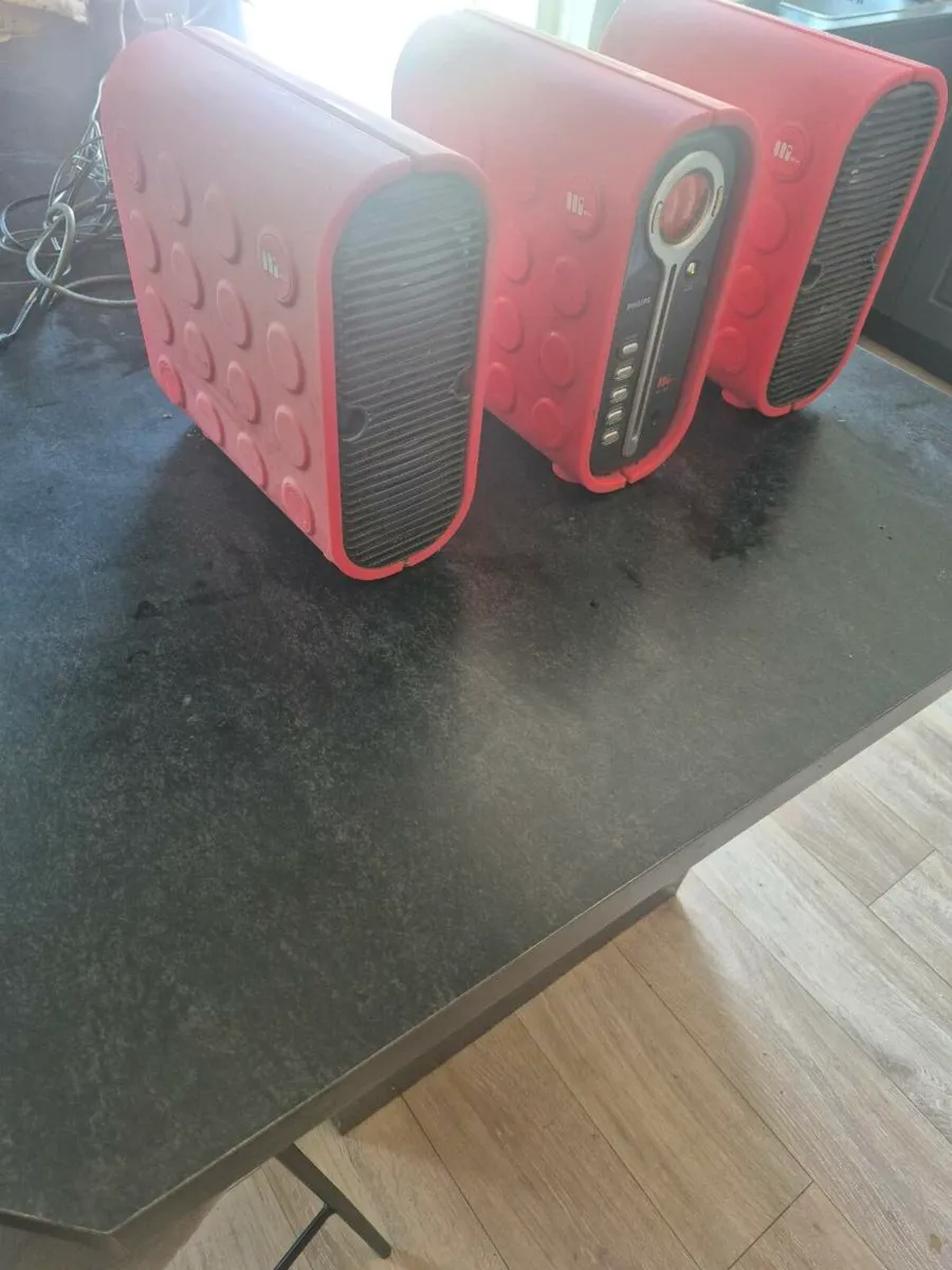 Stereo - Image 2