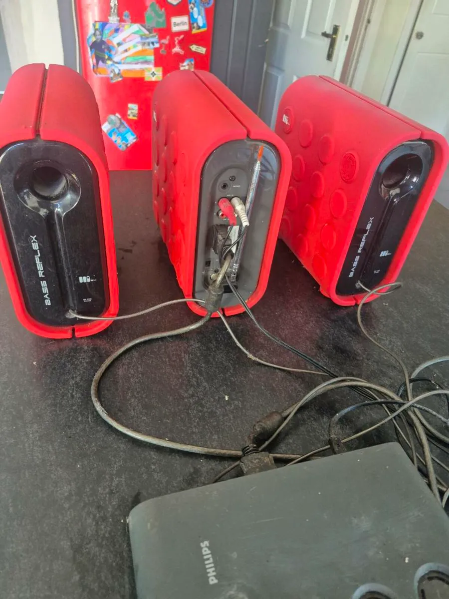 Stereo - Image 3