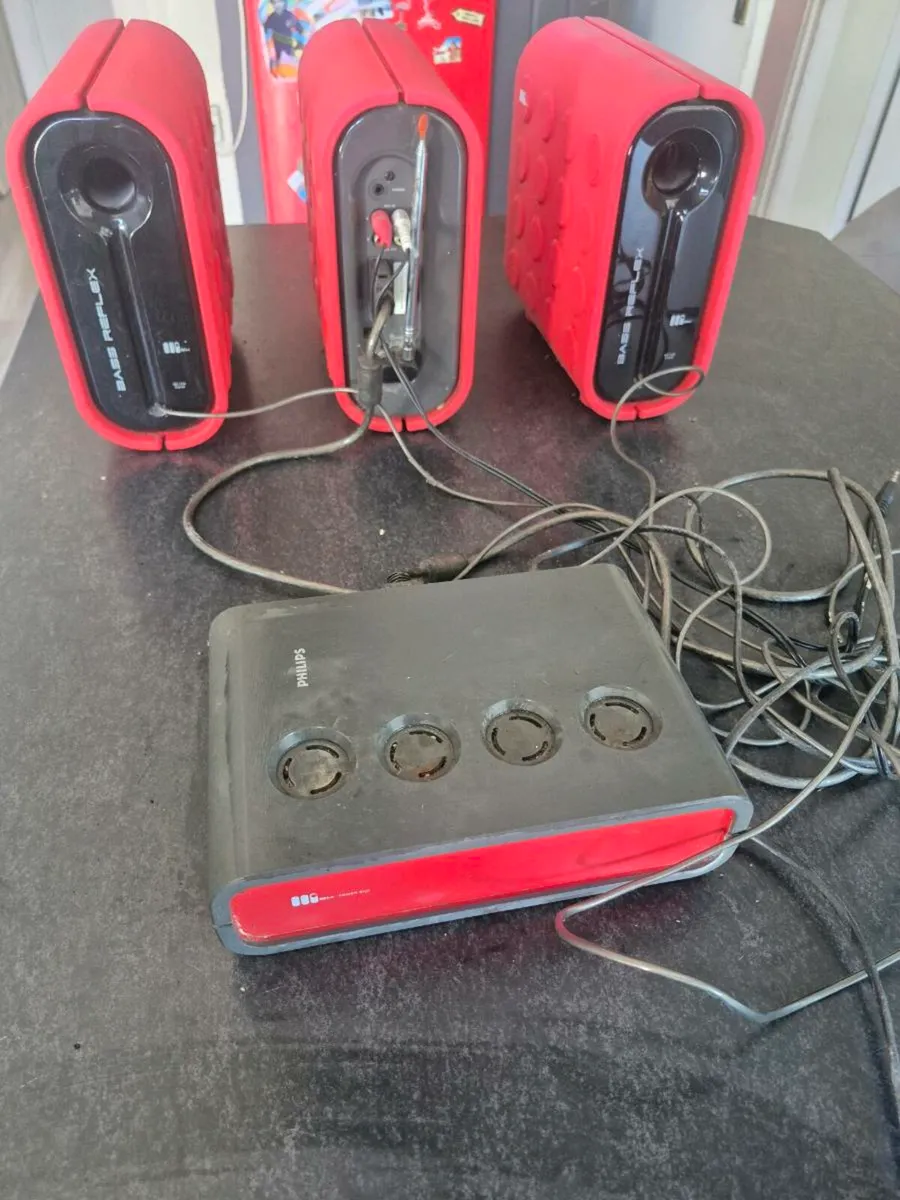 Stereo - Image 4