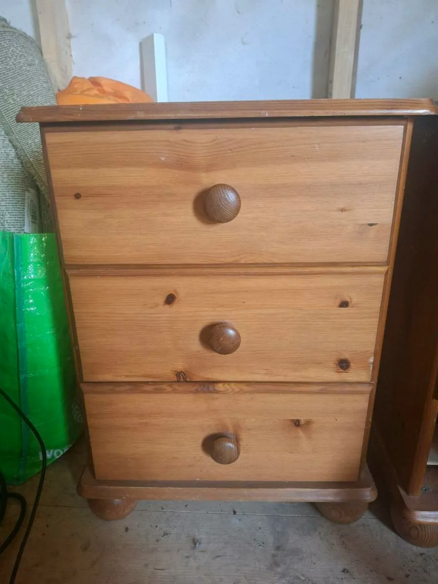 Bedside tables - Image 3