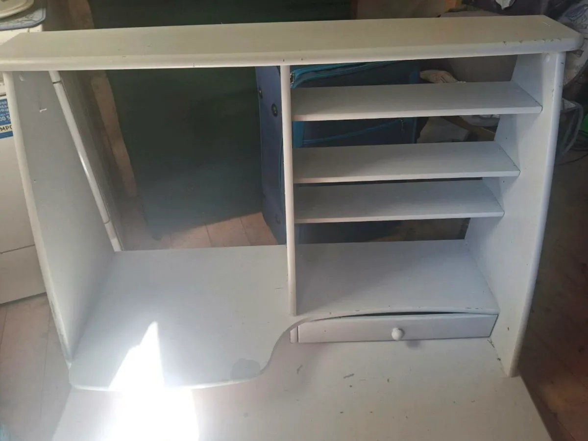 Desk - Image 1