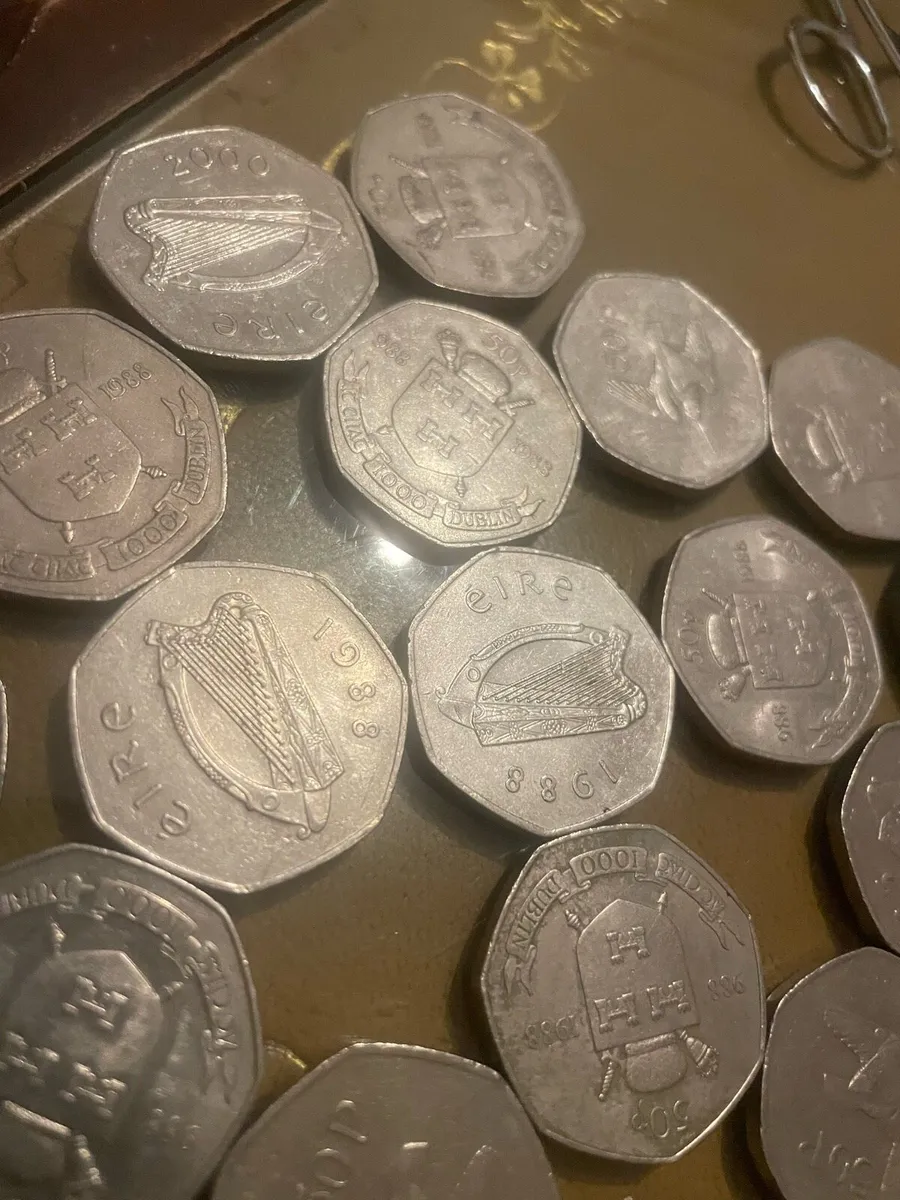 Old 50p Irish coins - Image 4