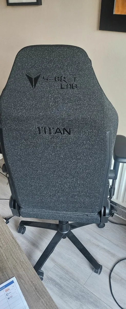 Secret Lab Gaming/ Office Chair - Image 2