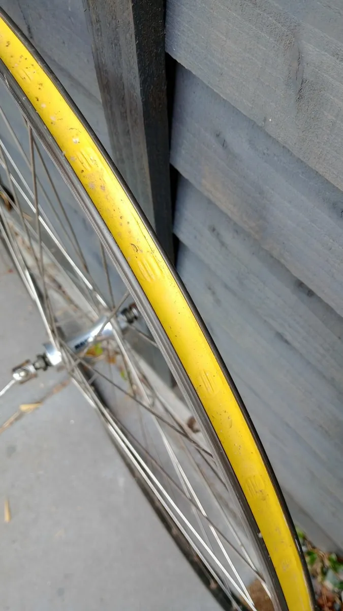 Racing Bike Wheel - Image 3