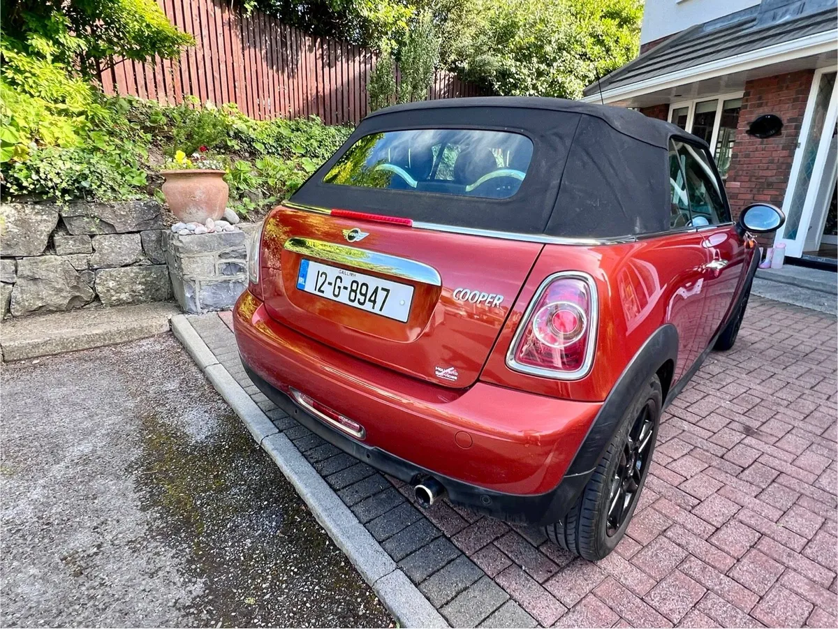 Mini Cooper Convertible - Image 4
