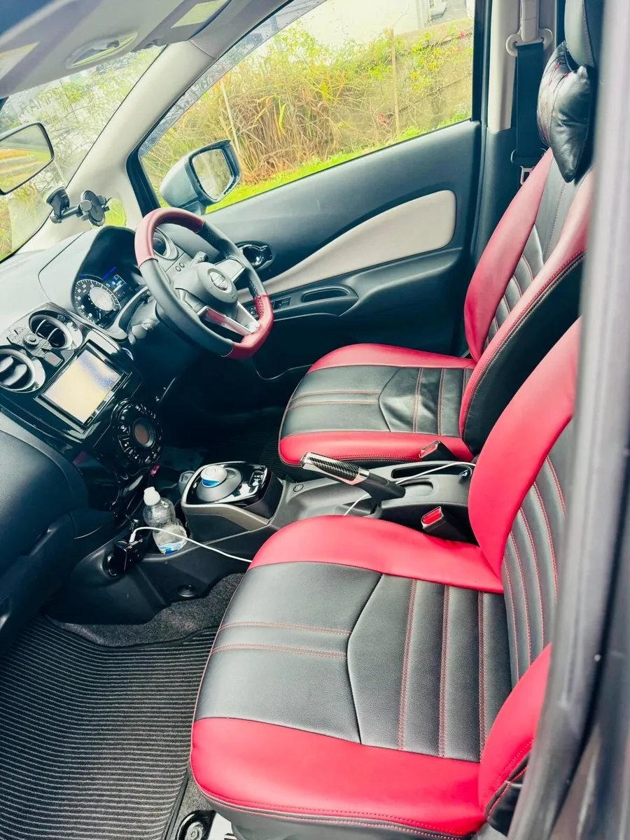 Nissan note 1.2 hybrid petrol E-power 2017 auto - Image 4