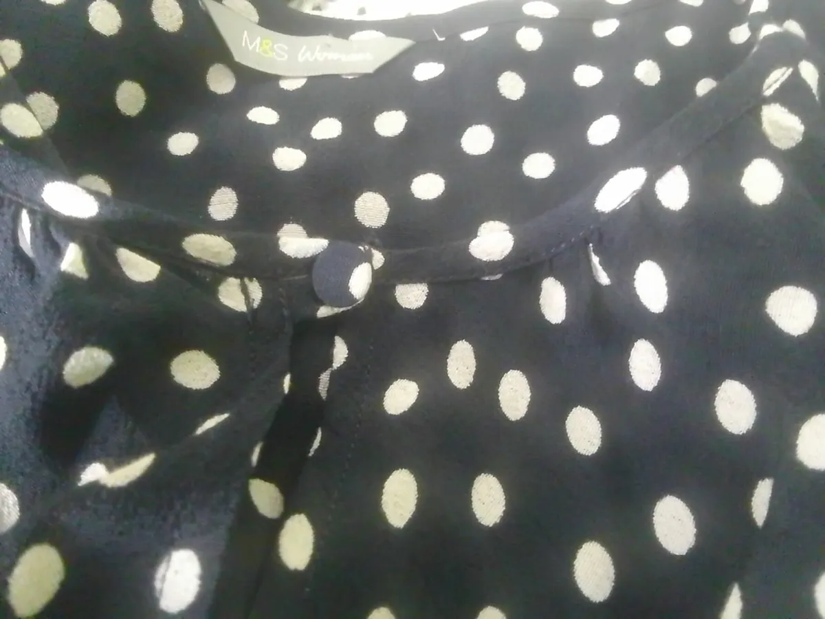 VINTAGE M&S NAVY POLKA DOT MIDI TEA DRESS 14 - Image 4