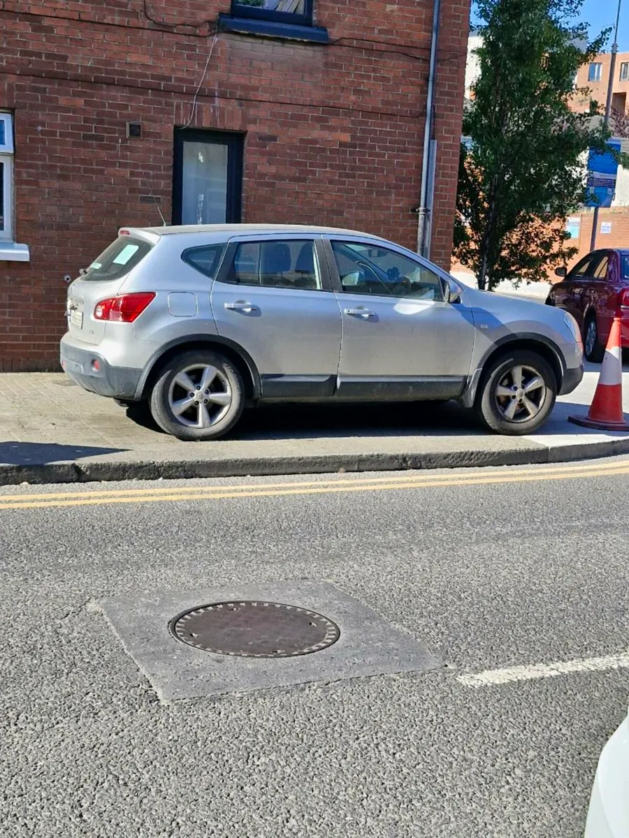 Nissan Qashqai 2008 Diesel - Image 1