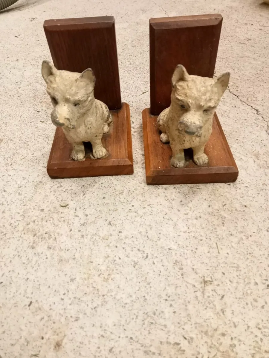 Old book ends - Image 1