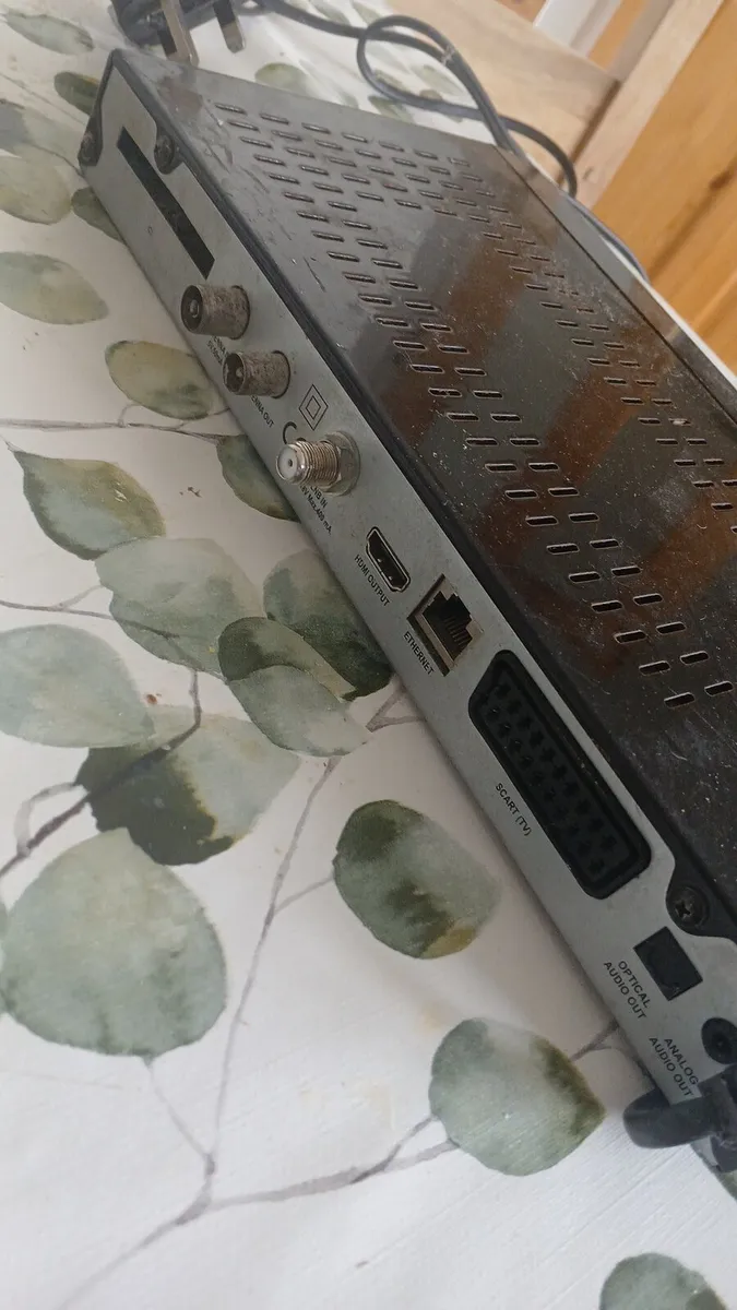 Saorview ,Sky box - Image 3