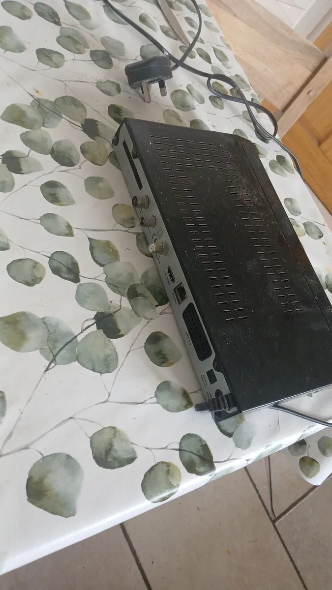 Saorview ,Sky box - Image 4