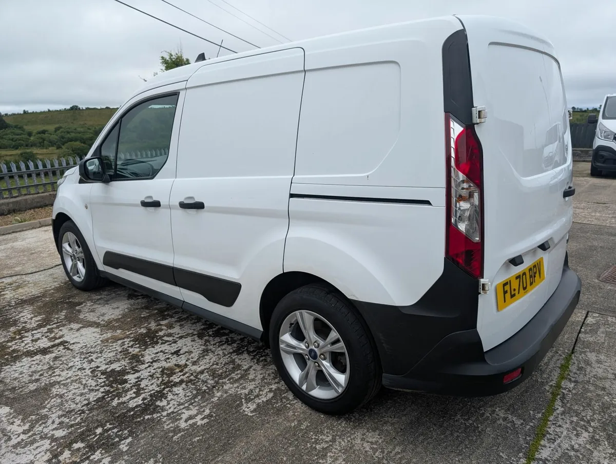 Ford Transit Connect 2021 - Image 2