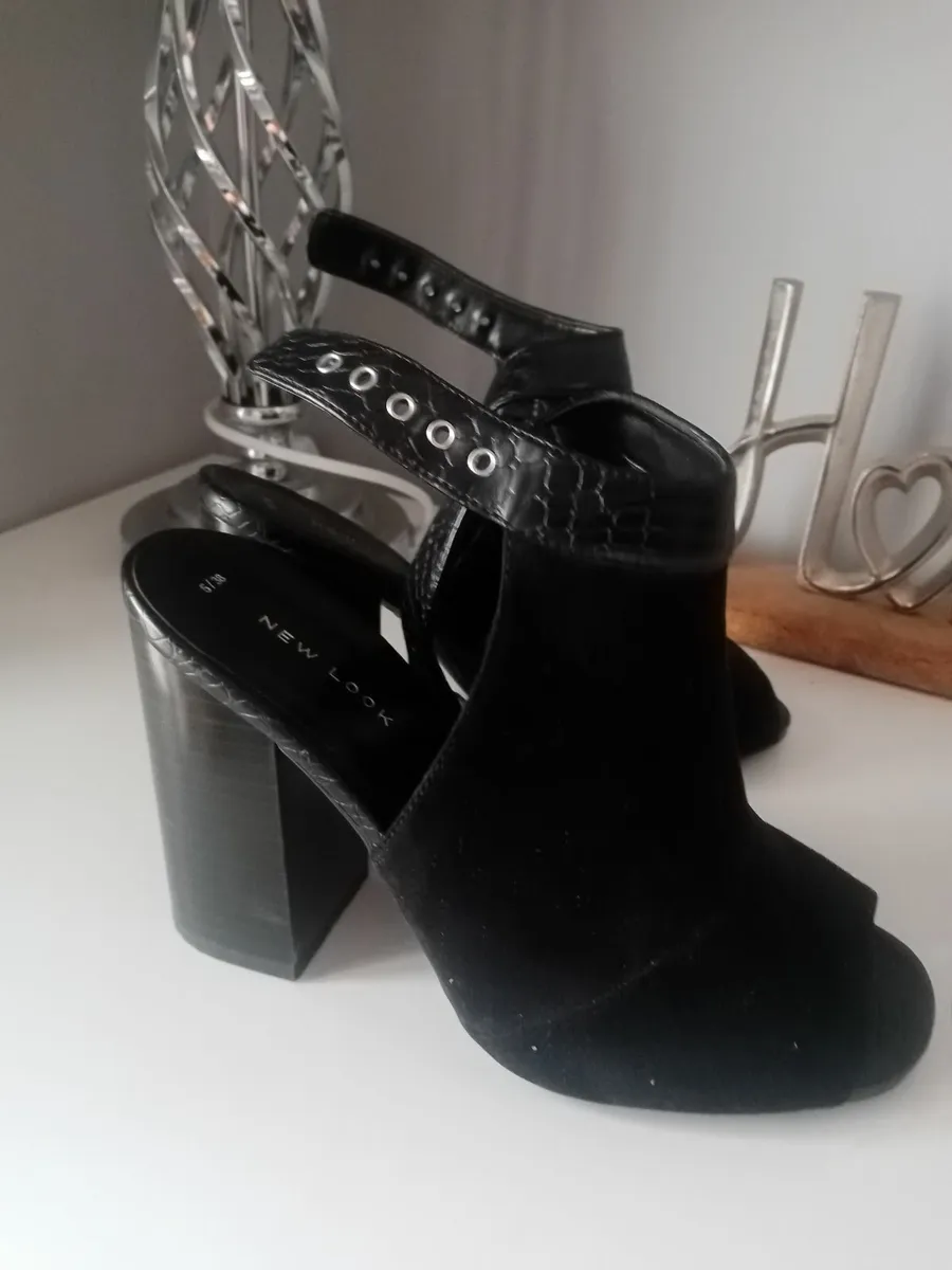 Shoes - Image 4