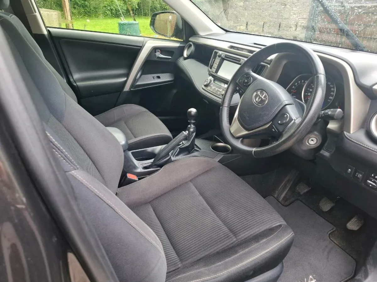 Toyota Rav - Image 2