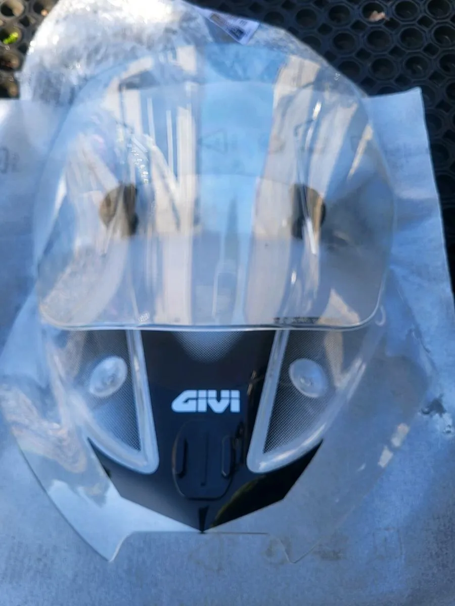 Honda vfr800x crossrunner givi screen - Image 2
