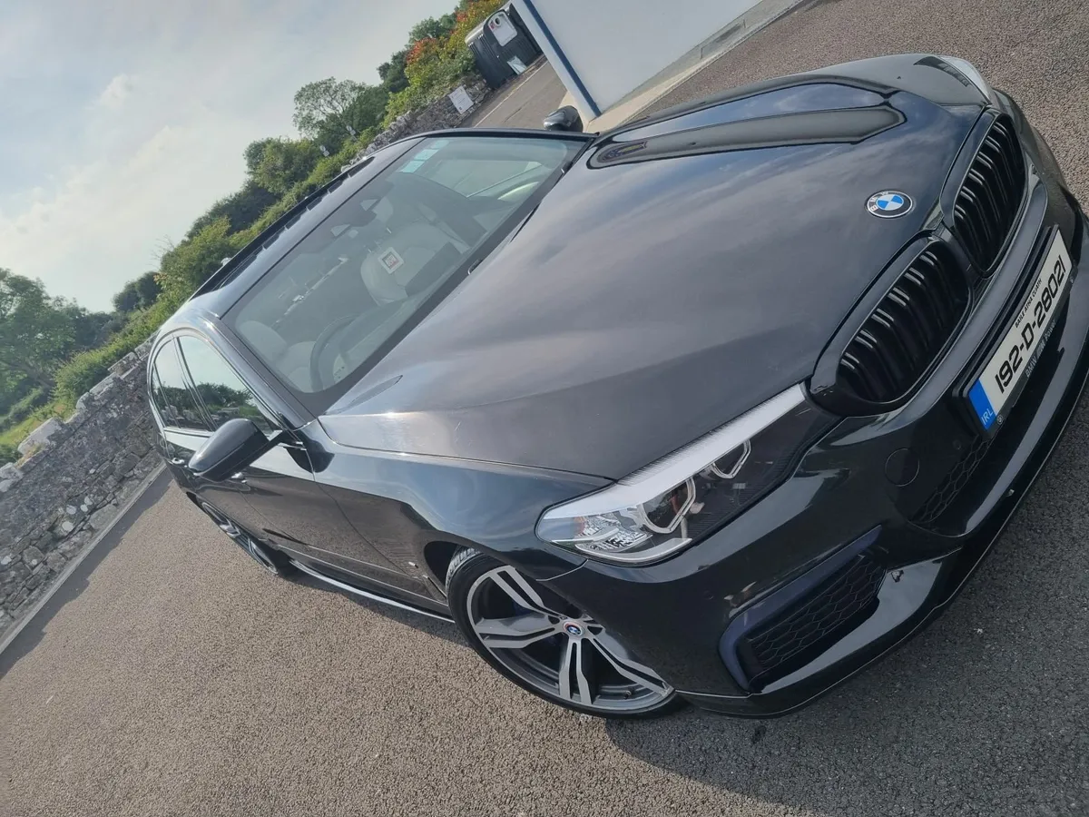BMW 5-Series 2019 - Image 3