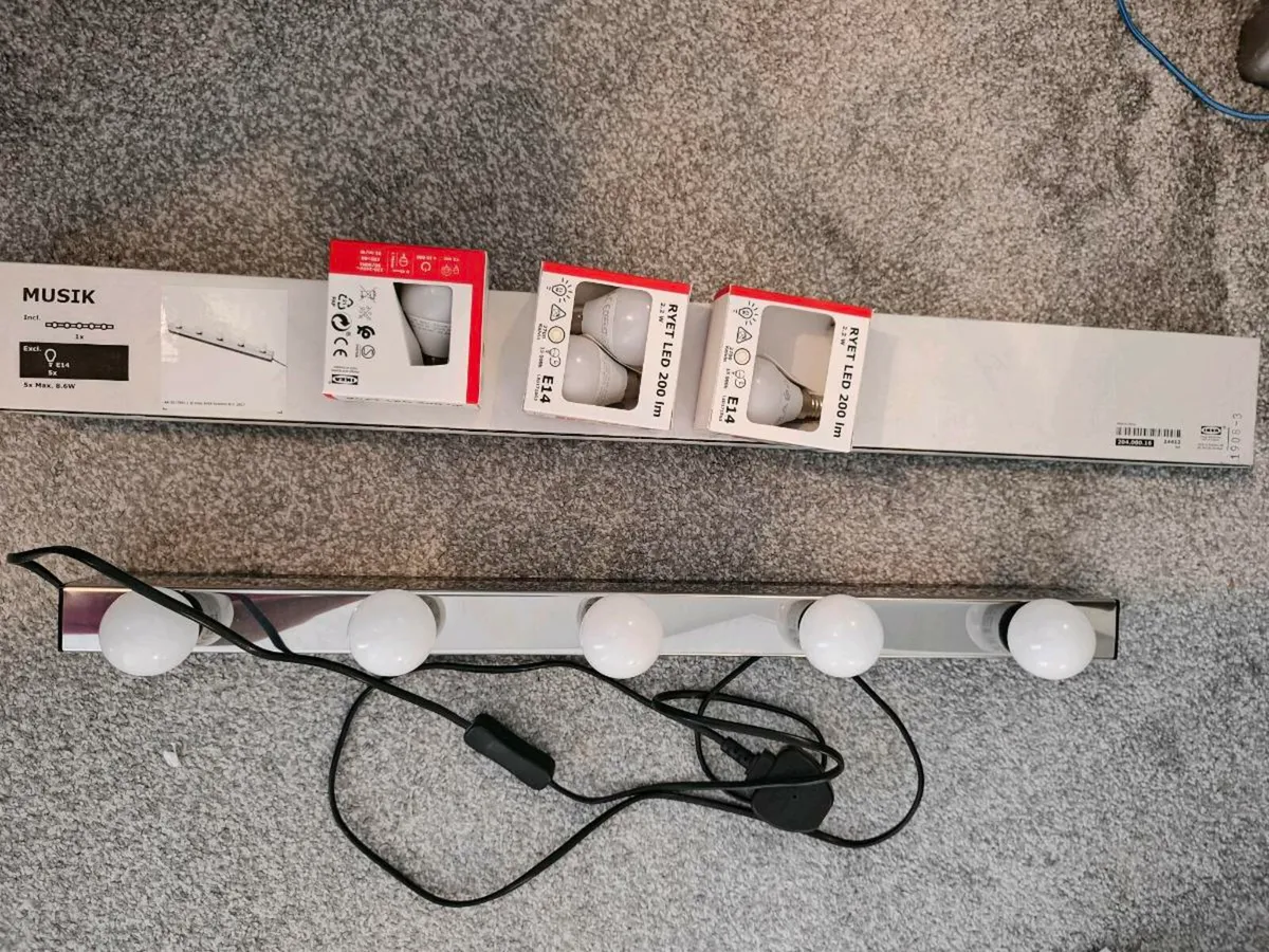Ikea malm makeup desk, mirror and lights - Image 4