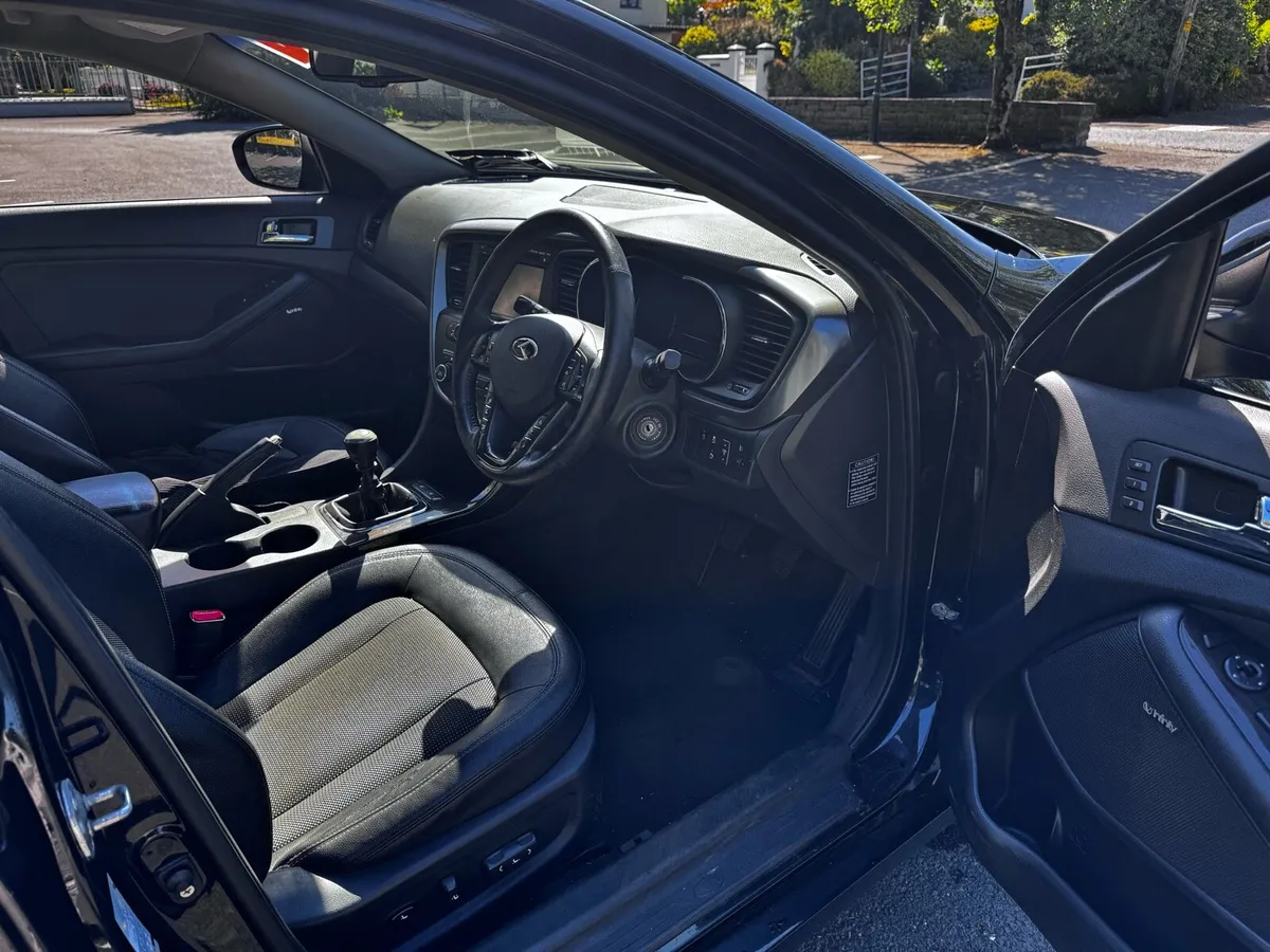 Kia Optima EX Tech - High Spec Interior - Image 3