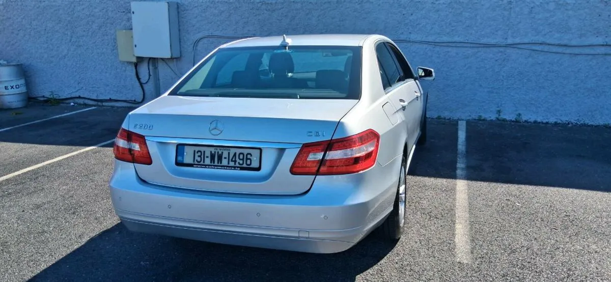 Mercedes e200 - Image 3