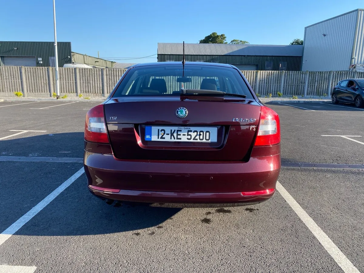 Skoda Octavia 1.4 TSI - 2012 - Petrol - Manual- - Image 3