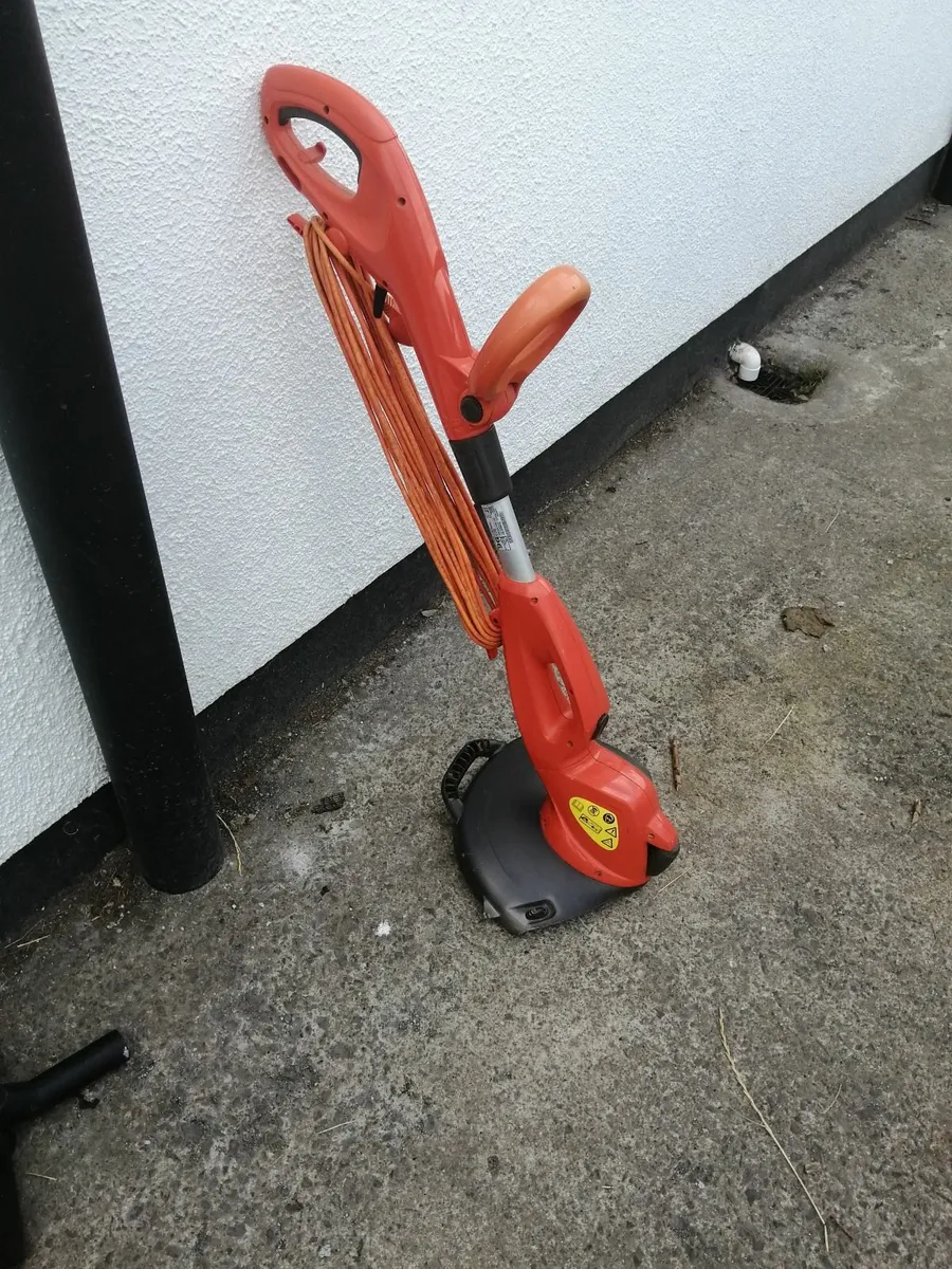 Electric garden strimmers