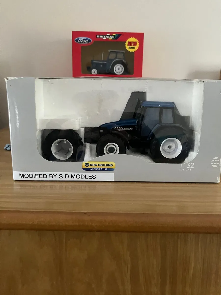 New Holland 8360 - Image 1