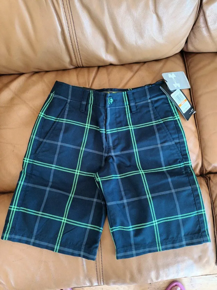 Under armour shorts - Image 1