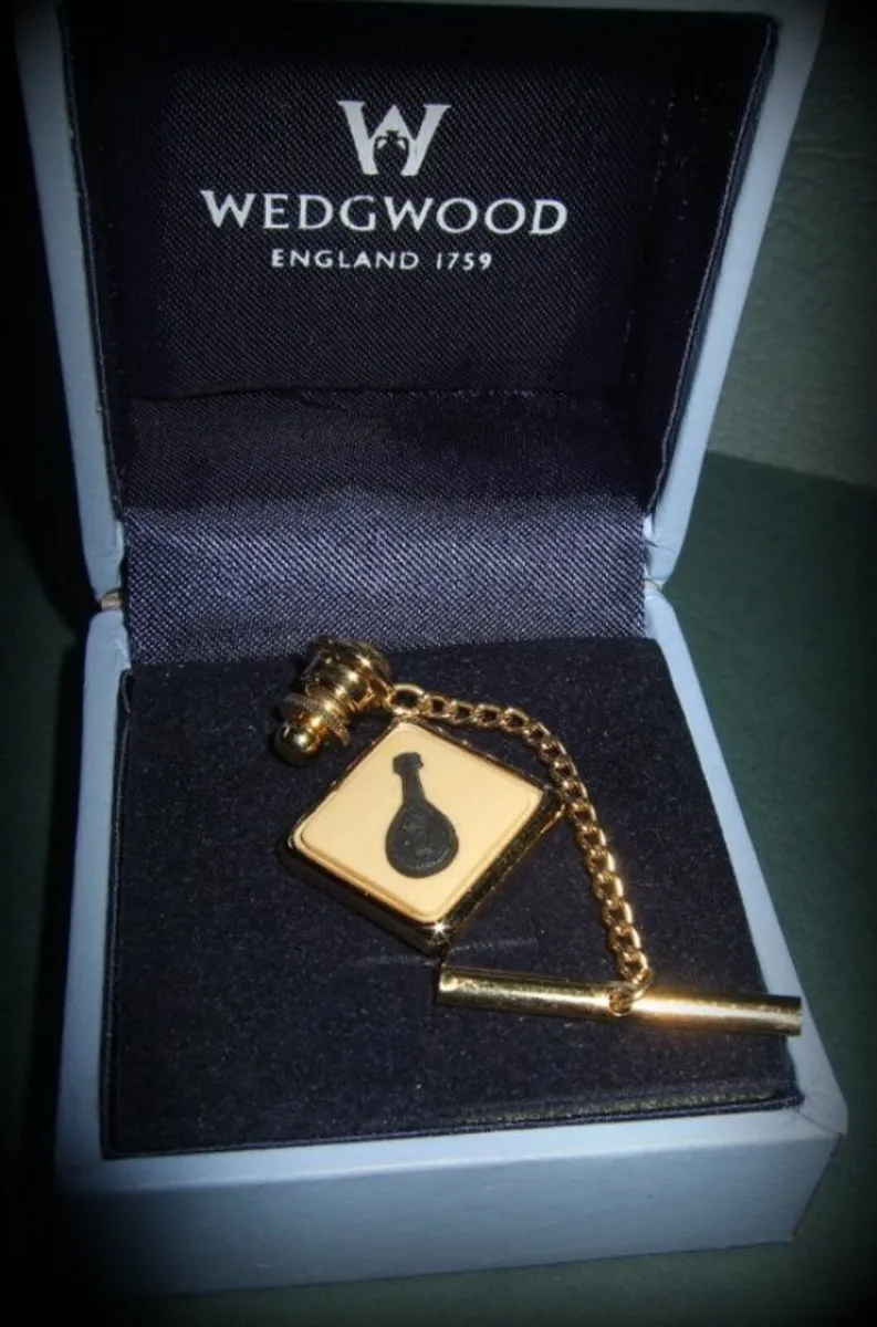 Authentic Wedgewood Tie Pins/Choice Of Design - Image 4
