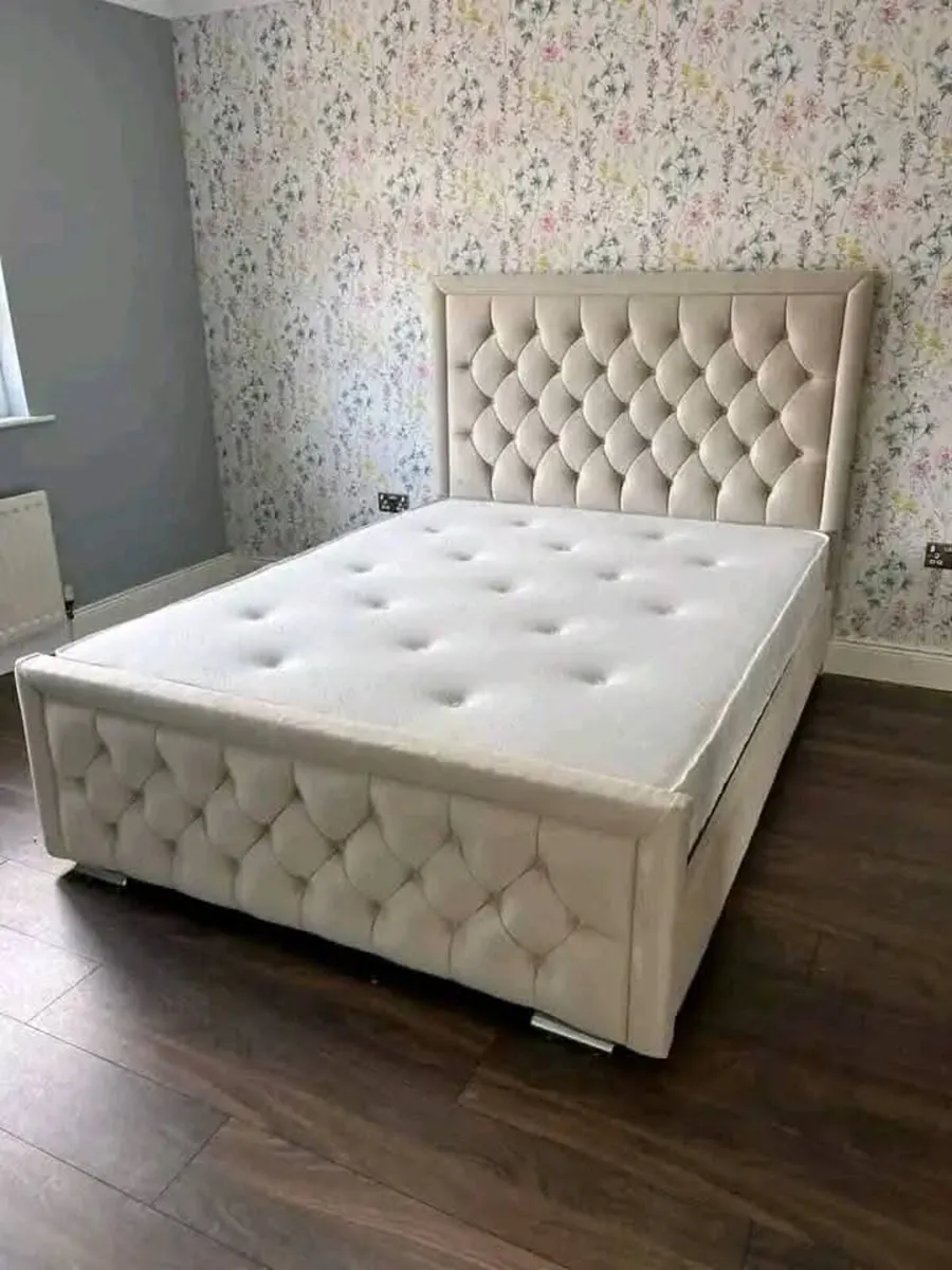 Luxury Beds – Free Home Delivery All Ireland

Bran - Image 1