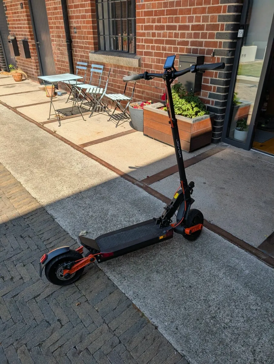 Joyor S5 Electric Scooter - Image 3