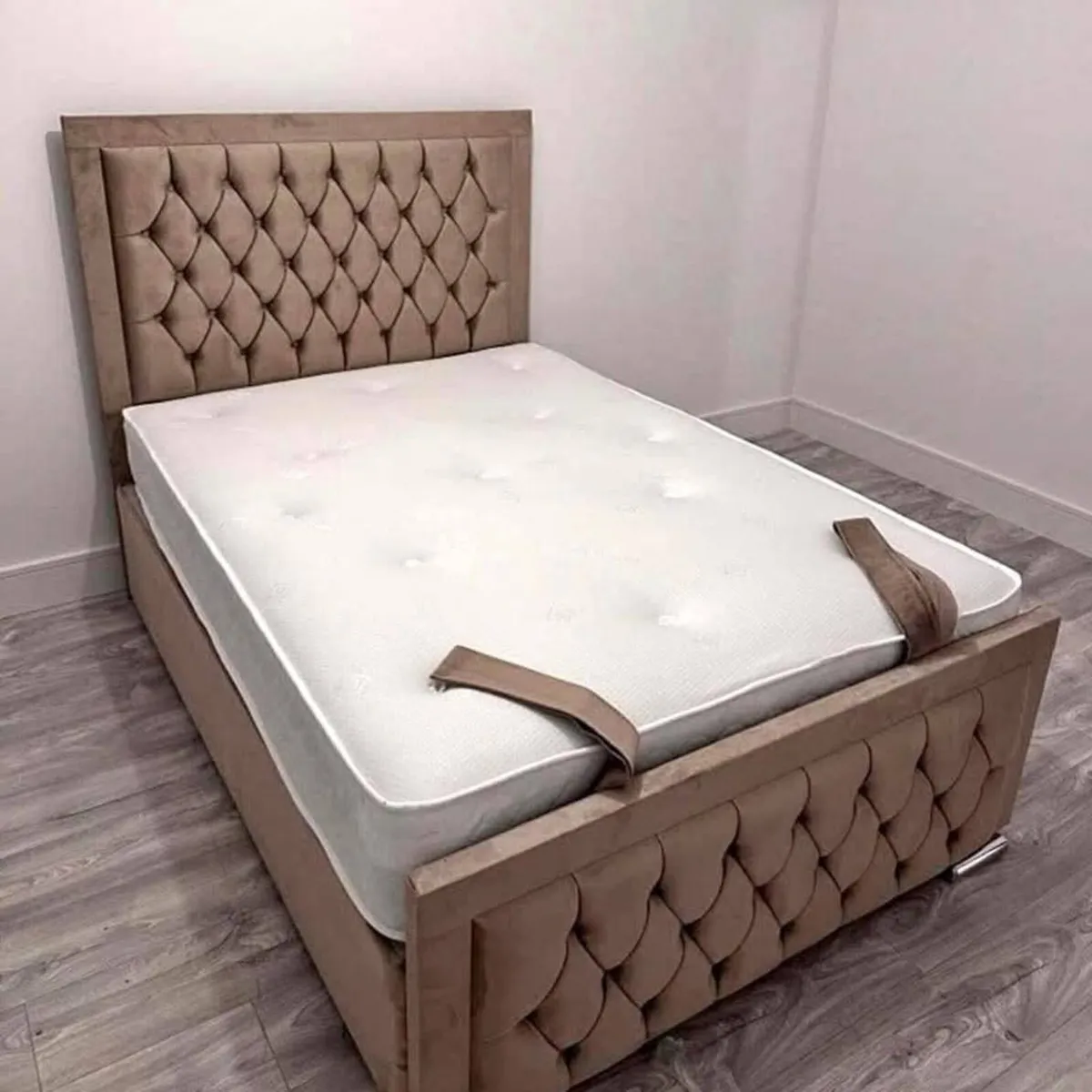 Luxury Beds – Free Home Delivery All Ireland

Bran - Image 4