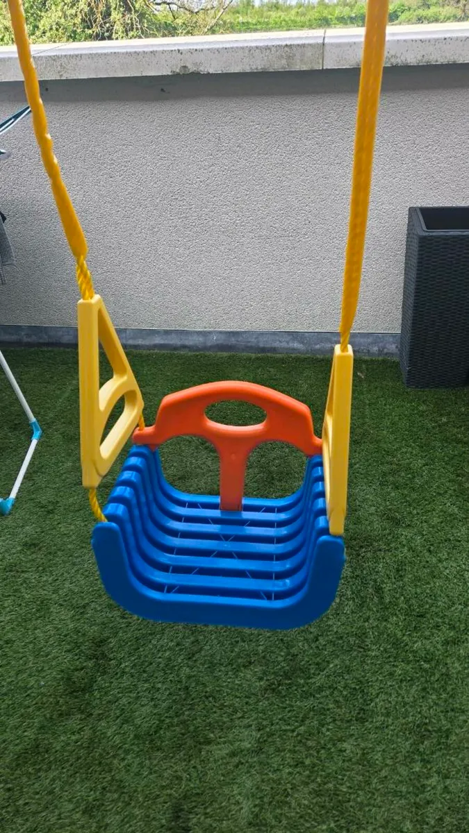 Swing - Image 1