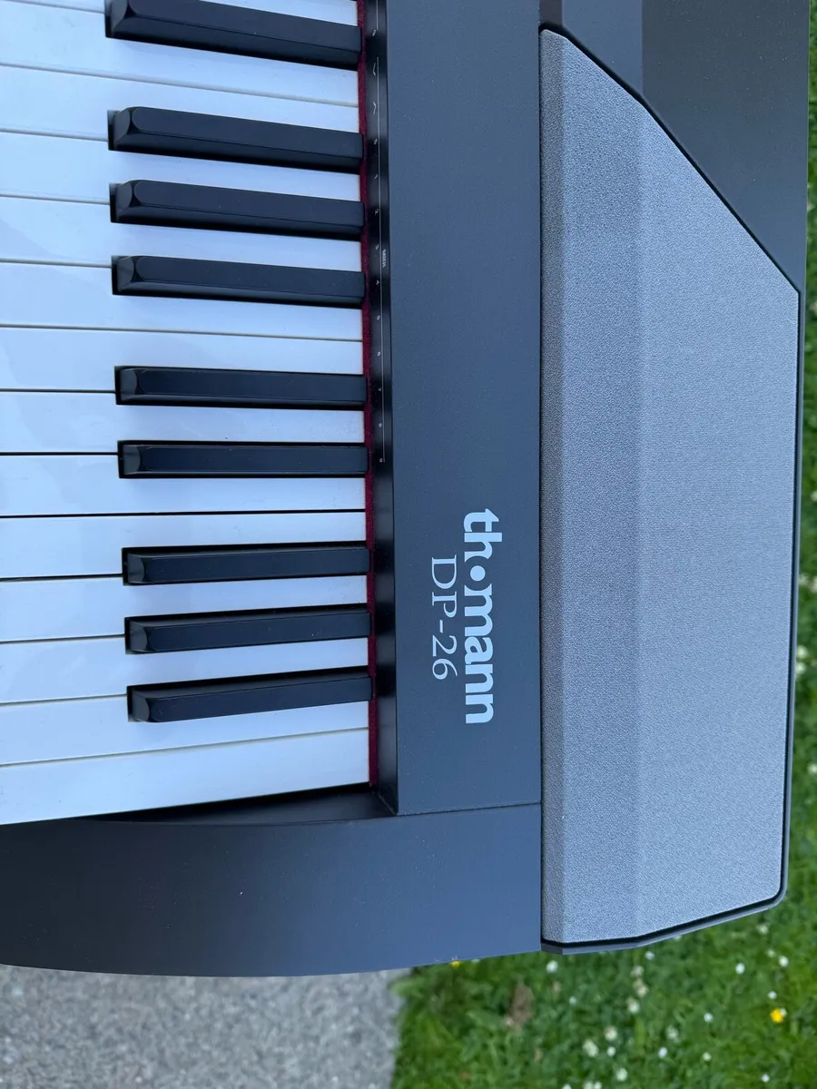 Digital piano - Image 3