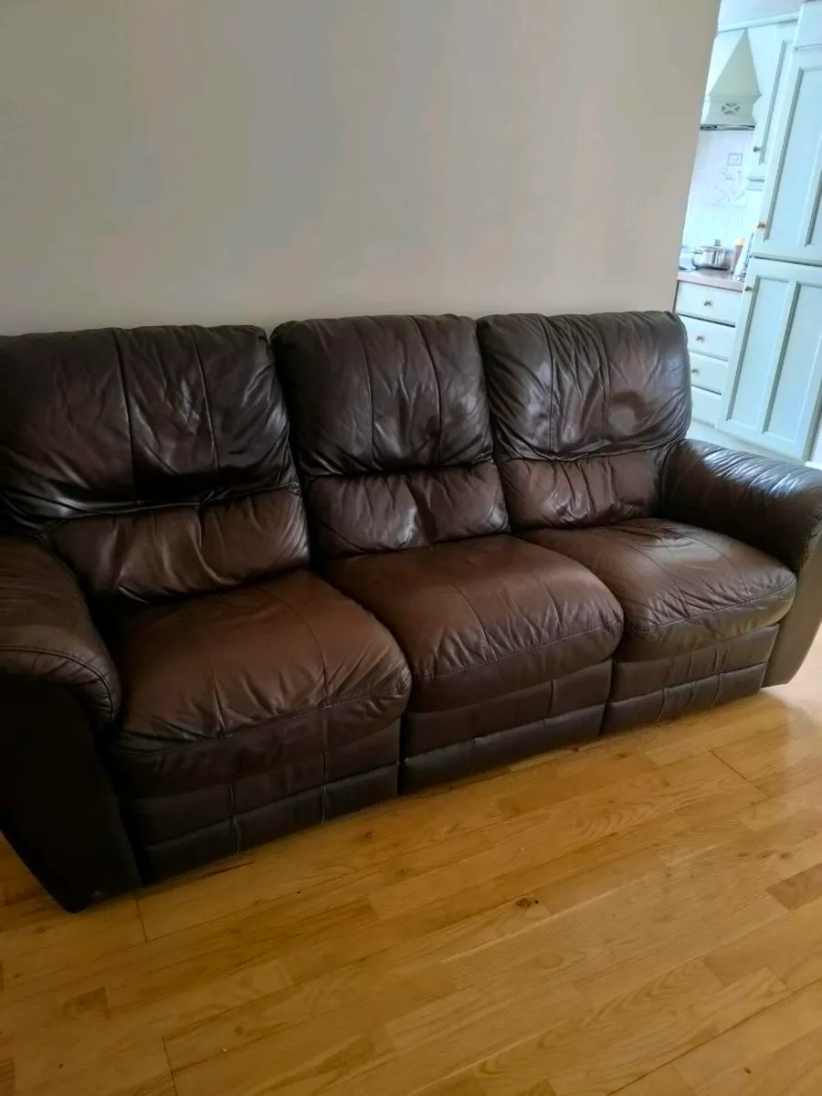 Leather sofa - Image 2
