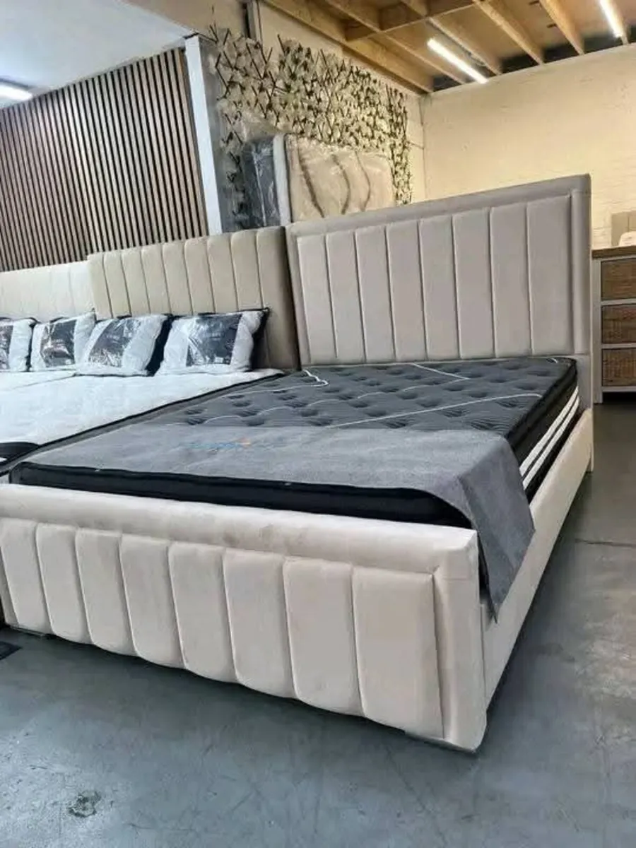 Luxury Beds – Free Home Delivery All Ireland

Bran - Image 3