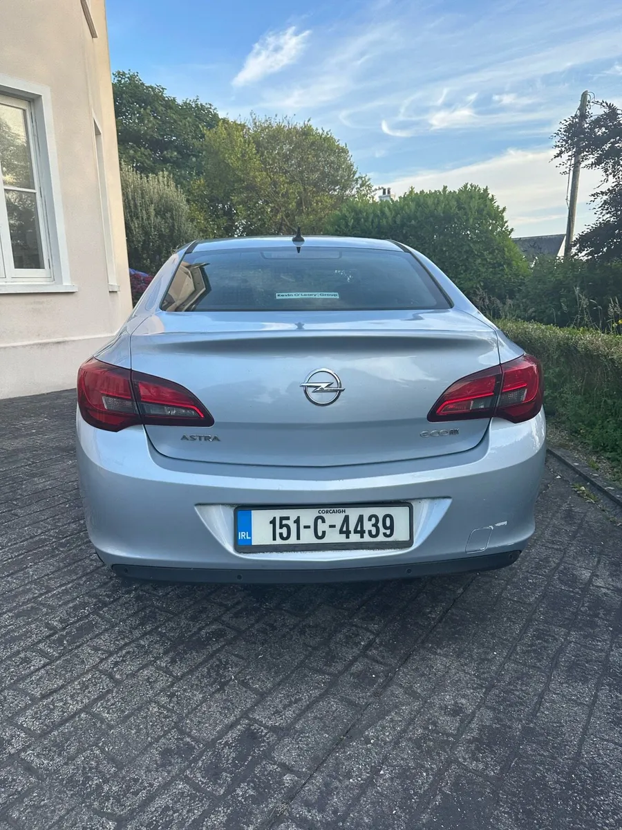 2015 Opel Astra - Image 2
